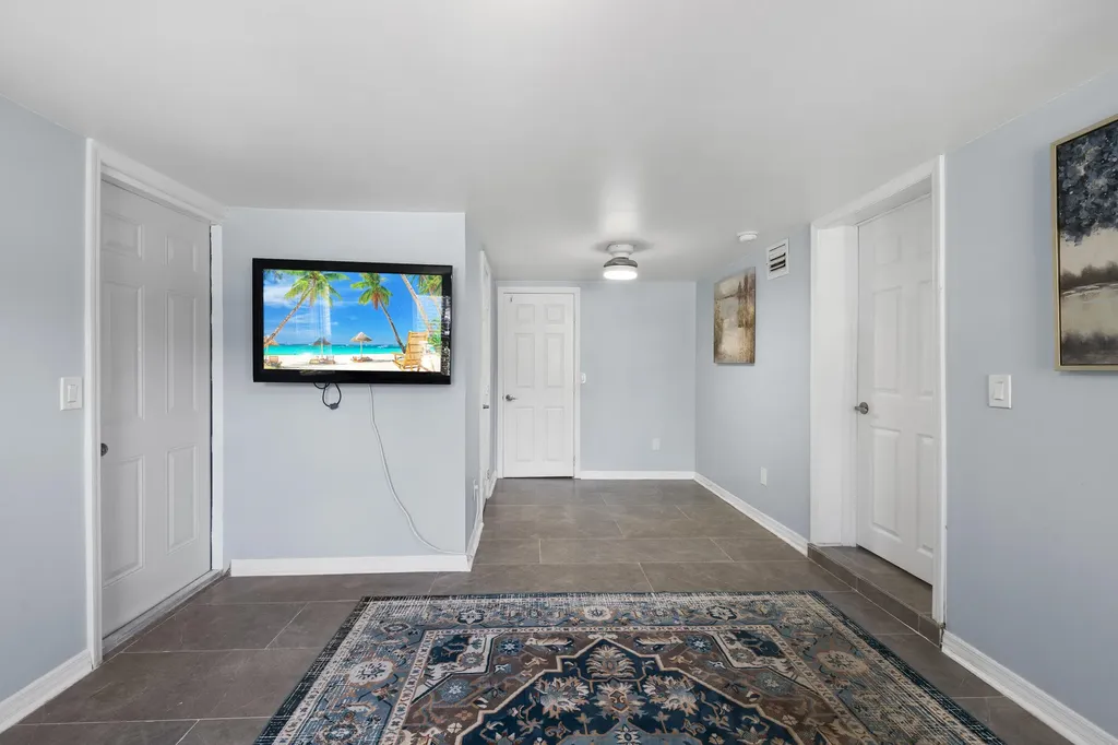 2660 SW 12th Terrace Fort Lauderdale FL 33315