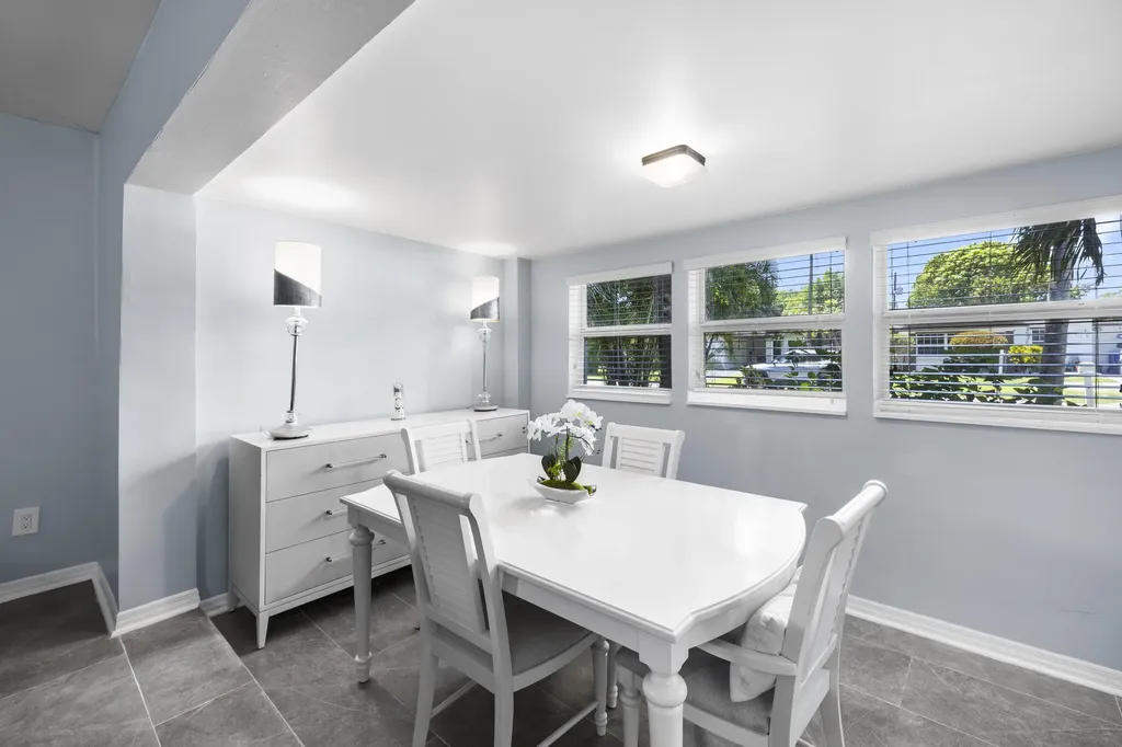2660 SW 12th Terrace Fort Lauderdale FL 33315