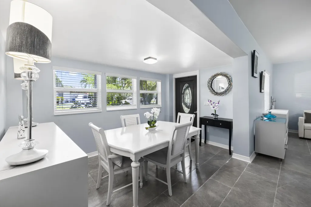 2660 SW 12th Terrace Fort Lauderdale FL 33315