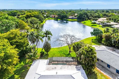 7290 Encina Lane Boca Raton FL 33433