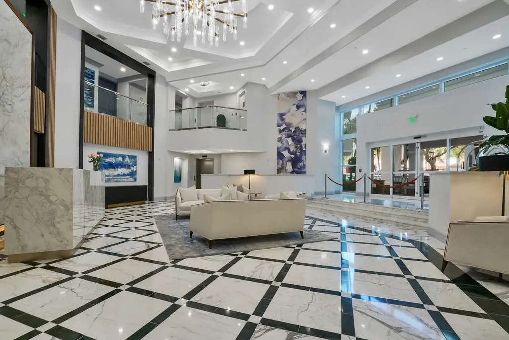 500 SE Mizner Boulevard Boca Raton FL 33432