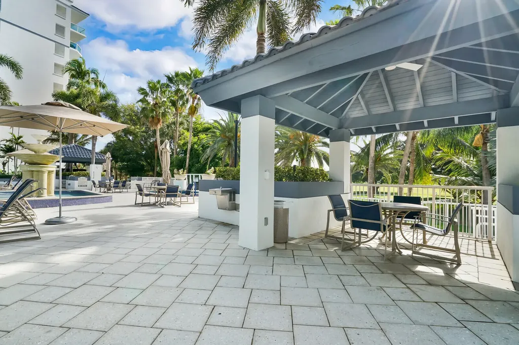 500 SE Mizner Boulevard Boca Raton FL 33432