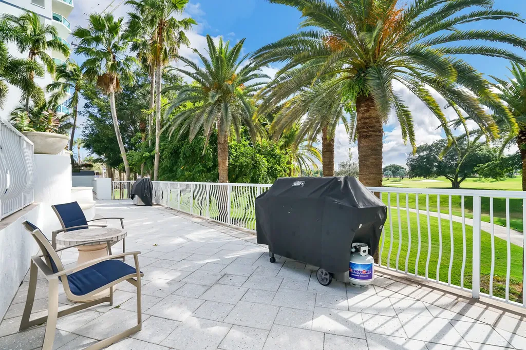 500 SE Mizner Boulevard Boca Raton FL 33432