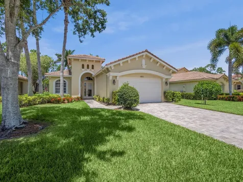 8901 Champions Way Port St Lucie FL 34986