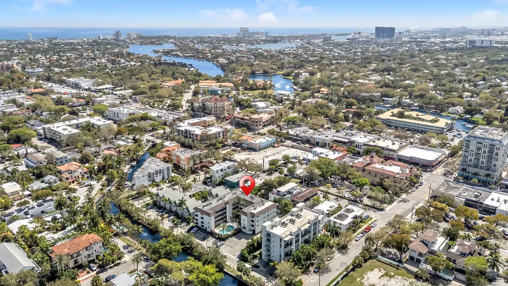 924 SE 2nd Street Fort Lauderdale FL 33301