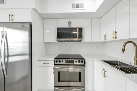 924 SE 2nd Street Fort Lauderdale FL 33301