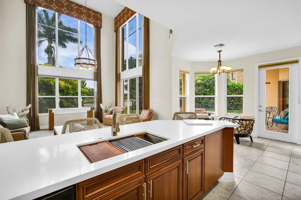 9192 Pineville Drive Lake Worth FL 33467