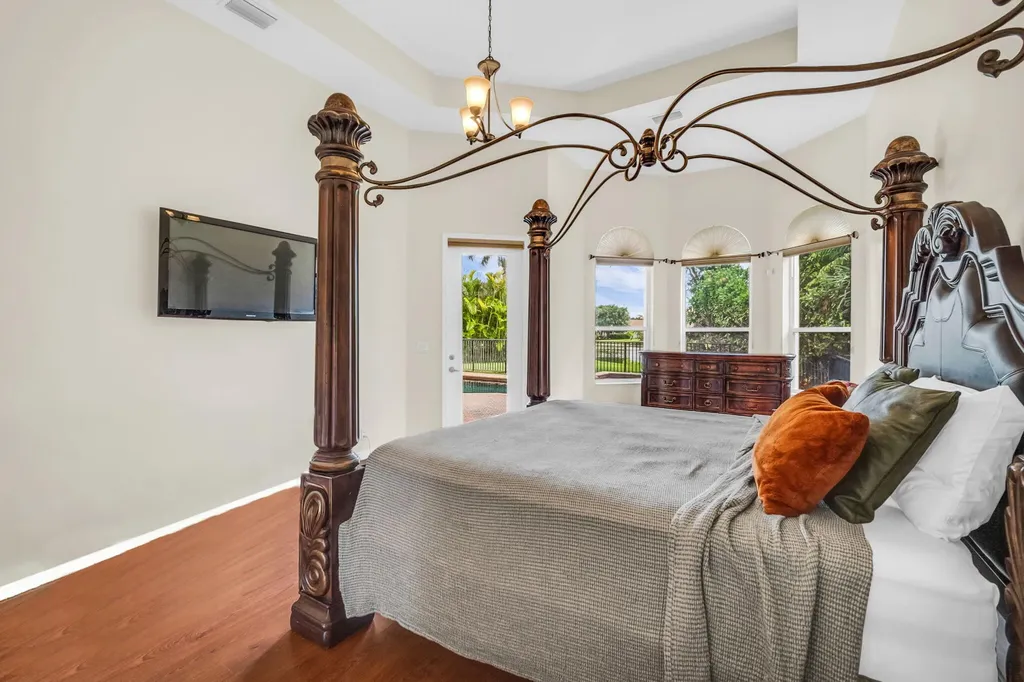 9192 Pineville Drive Lake Worth FL 33467