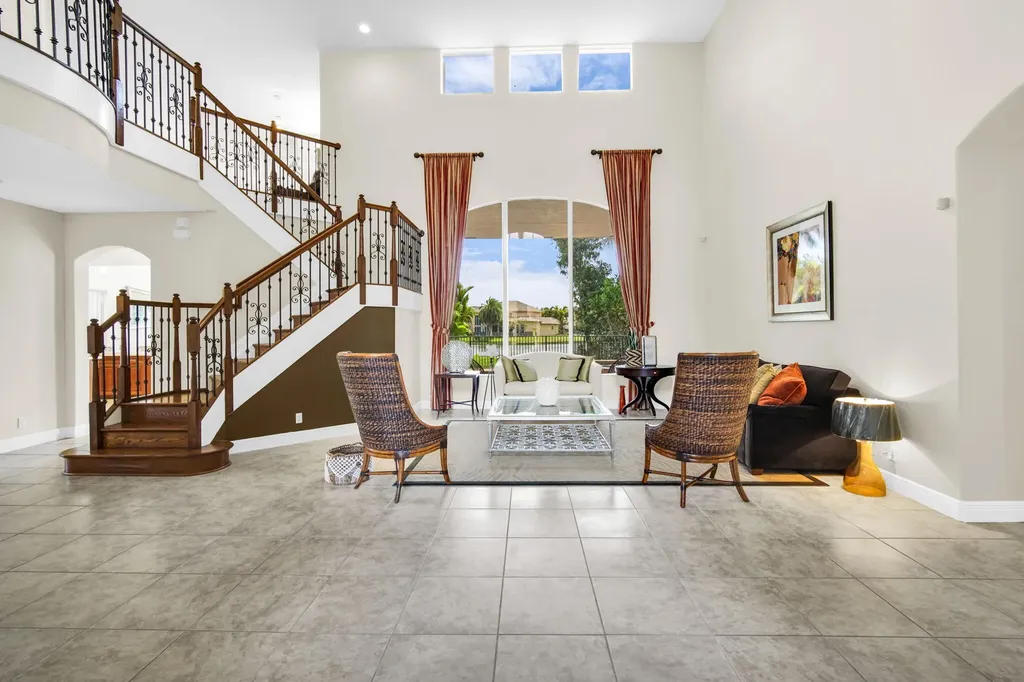 9192 Pineville Drive Lake Worth FL 33467