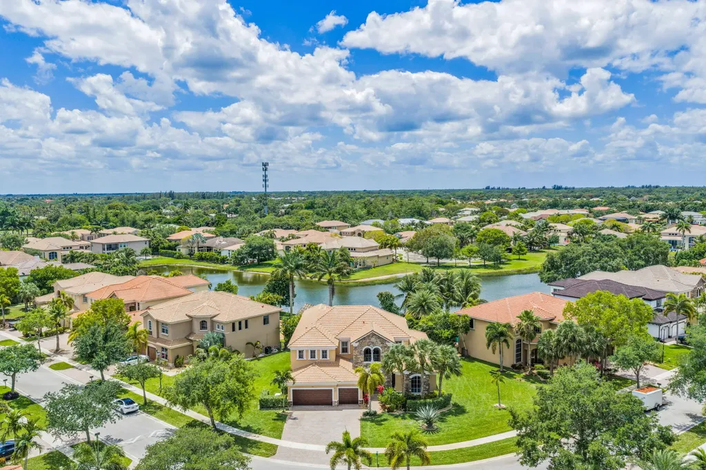 9192 Pineville Drive Lake Worth FL 33467