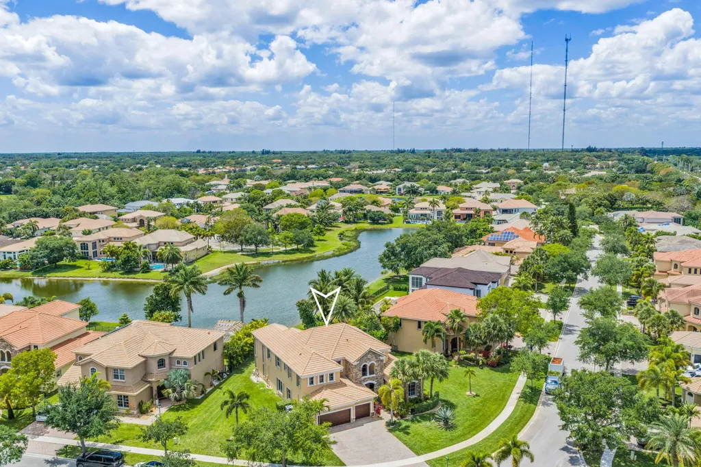 9192 Pineville Drive Lake Worth FL 33467
