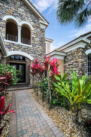 9192 Pineville Drive Lake Worth FL 33467