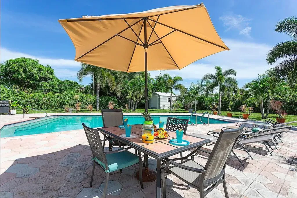 272 NW 45th Street Boca Raton FL 33431