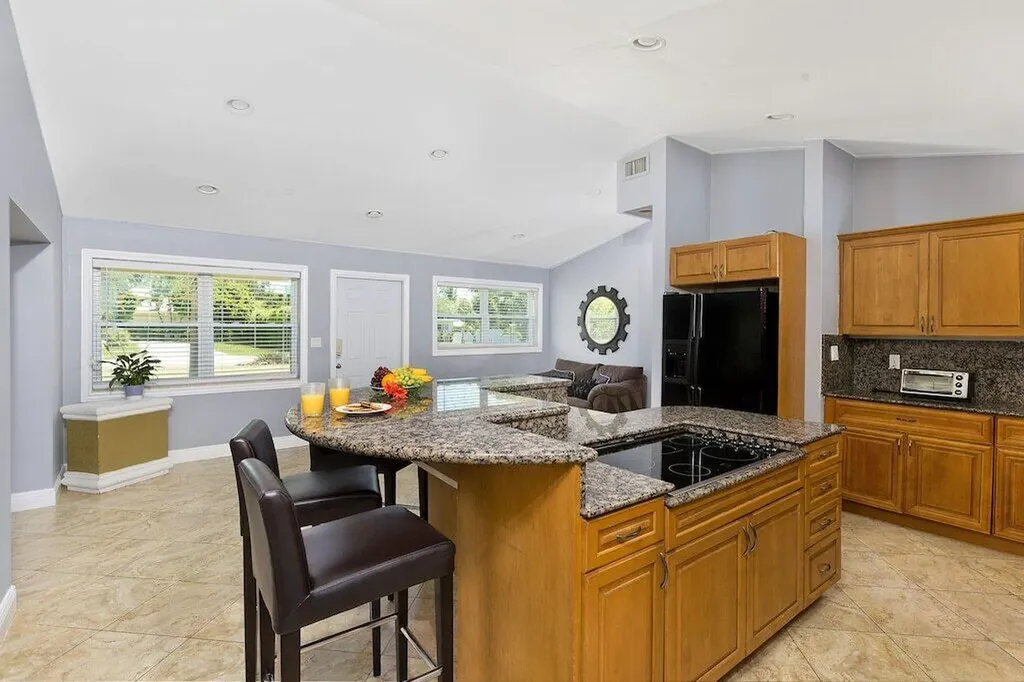 272 NW 45th Street Boca Raton FL 33431