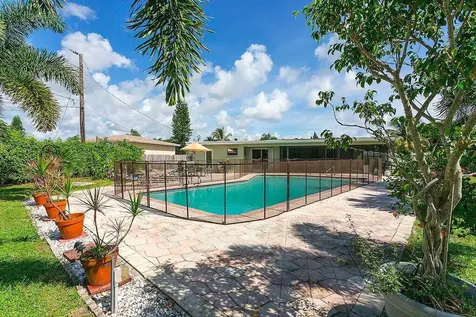 272 NW 45th Street Boca Raton FL 33431