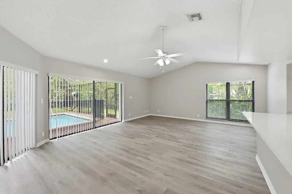 21074 Shady Vista Lane Boca Raton FL 33428