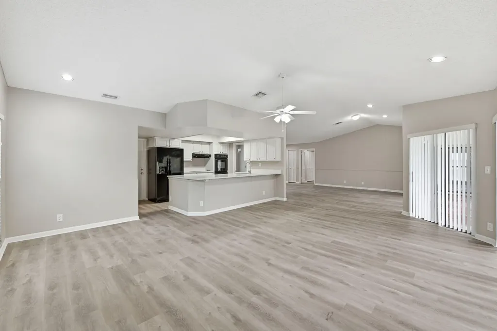 21074 Shady Vista Lane Boca Raton FL 33428