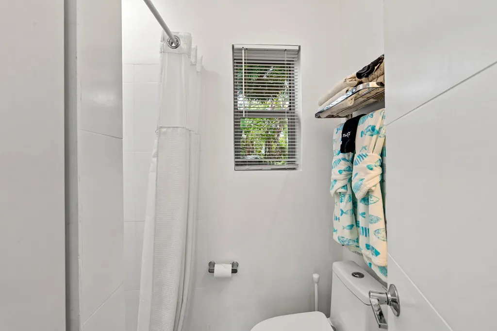 3305 NE 16th Court Fort Lauderdale FL 33305