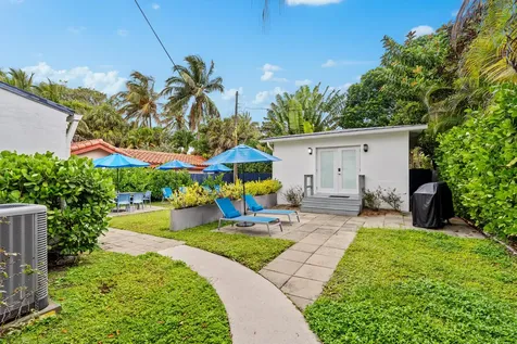 3305 NE 16th Court Fort Lauderdale FL 33305
