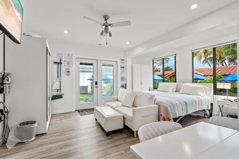 3305 NE 16th Court Fort Lauderdale FL 33305