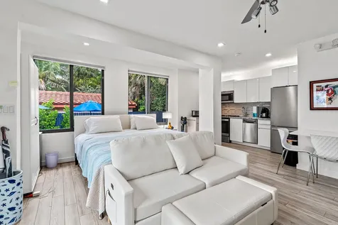 3305 NE 16th Court Fort Lauderdale FL 33305