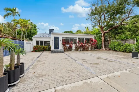 3305 NE 16th Court Fort Lauderdale FL 33305