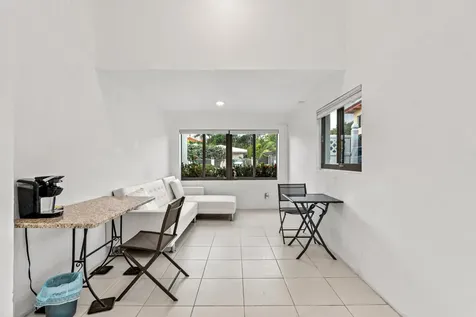 3305 NE 16th Court Fort Lauderdale FL 33305