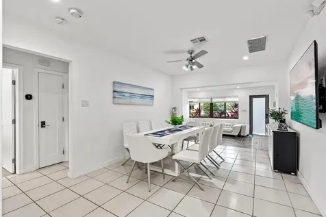 3305 NE 16th Court Fort Lauderdale FL 33305