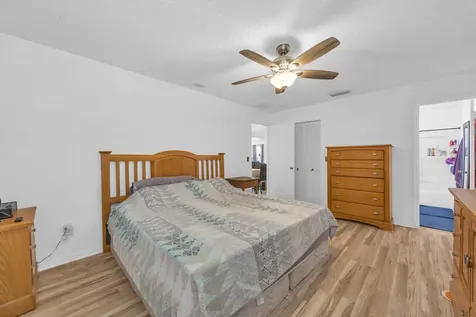 1333 SE Bayharbor Street Port St Lucie FL 34983