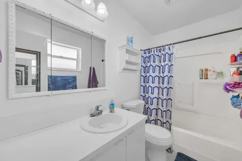 1333 SE Bayharbor Street Port St Lucie FL 34983