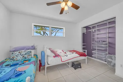 1333 SE Bayharbor Street Port St Lucie FL 34983