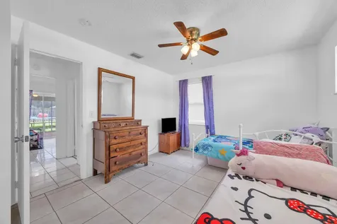 1333 SE Bayharbor Street Port St Lucie FL 34983