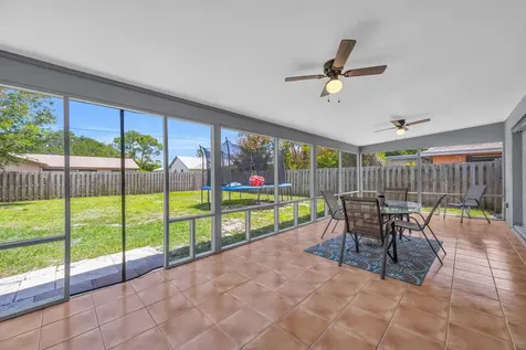 1333 SE Bayharbor Street Port St Lucie FL 34983