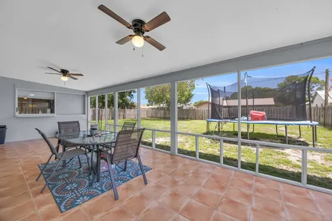 1333 SE Bayharbor Street Port St Lucie FL 34983
