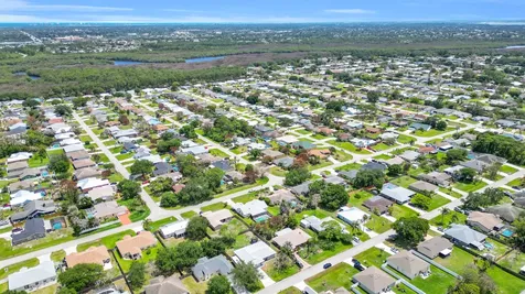 1333 SE Bayharbor Street Port St Lucie FL 34983