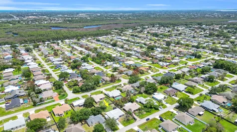 1333 SE Bayharbor Street Port St Lucie FL 34983