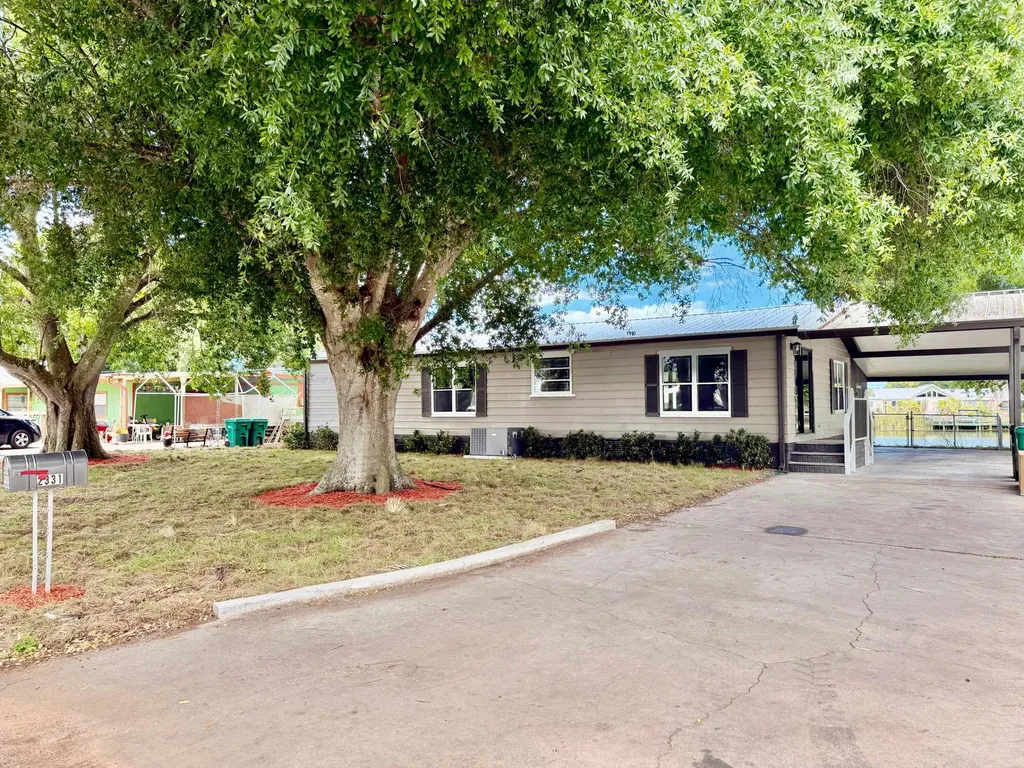 2331 SE 29th Street Okeechobee FL 34974