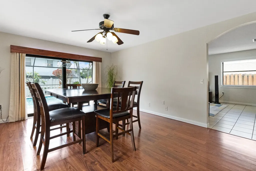 4735 NW 113th Terrace Sunrise FL 33323