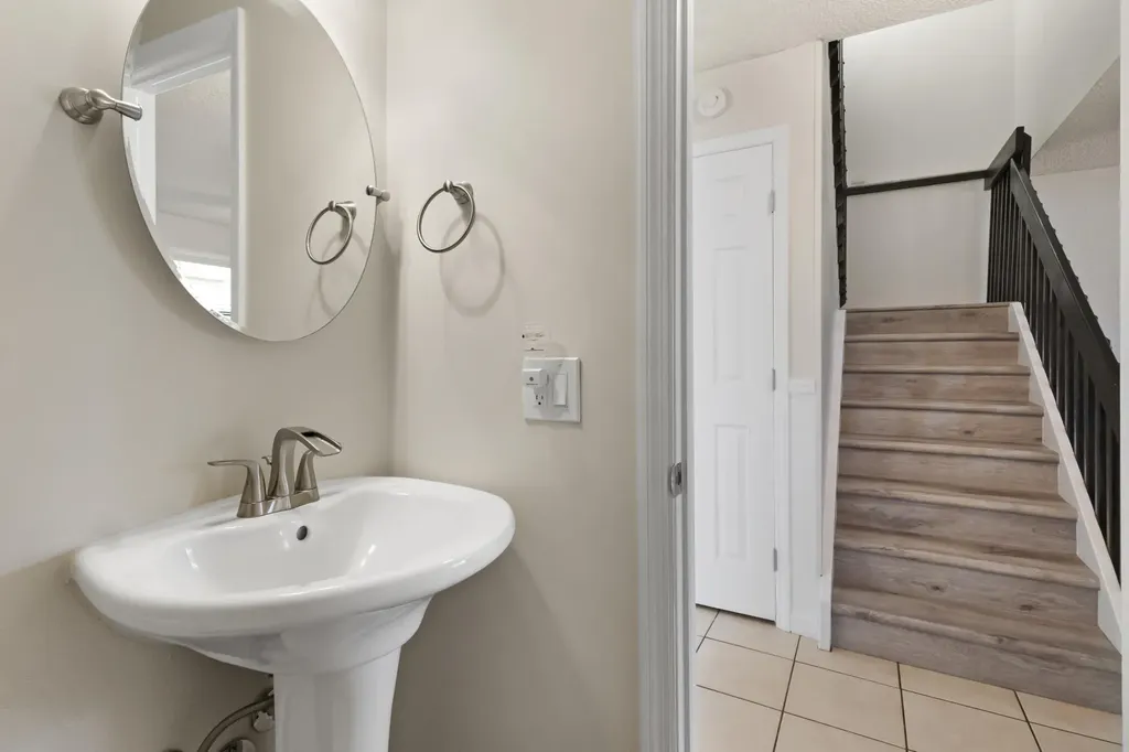 4735 NW 113th Terrace Sunrise FL 33323