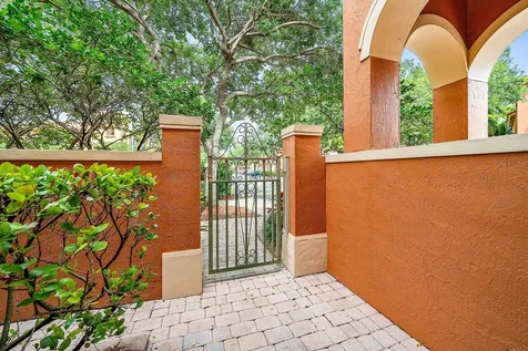 2280 Anchor Court Dania Beach FL 33312
