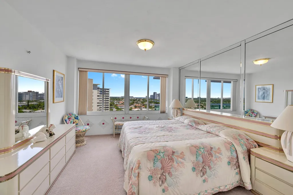 3233 NE 34th Street Fort Lauderdale FL 33308
