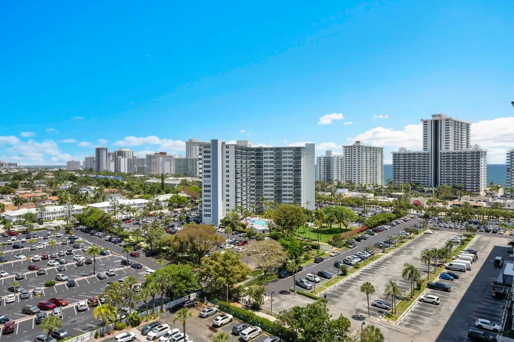 3233 NE 34th Street Fort Lauderdale FL 33308