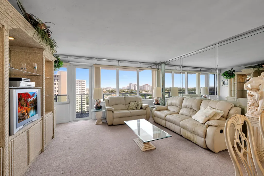 3233 NE 34th Street Fort Lauderdale FL 33308