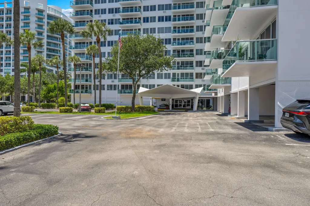 3233 NE 34th Street Fort Lauderdale FL 33308
