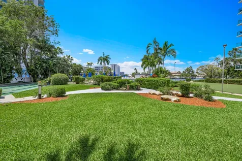 3233 NE 34th Street Fort Lauderdale FL 33308