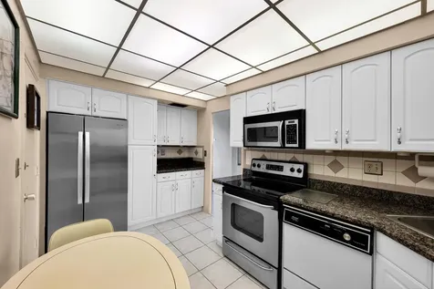 3233 NE 34th Street Fort Lauderdale FL 33308