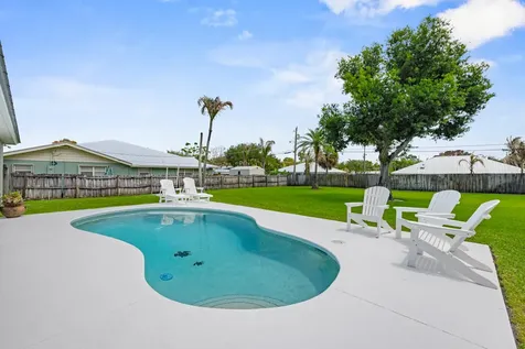 5064 SE Horseshoe Point Road Stuart FL 34997