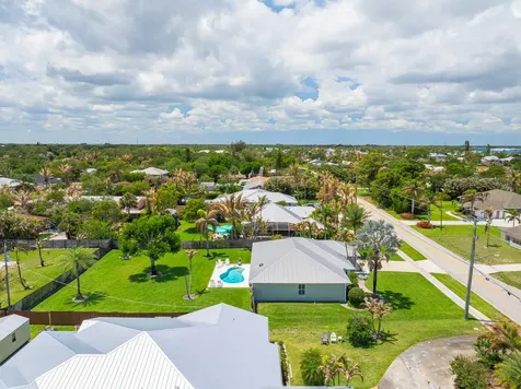 5064 SE Horseshoe Point Road Stuart FL 34997