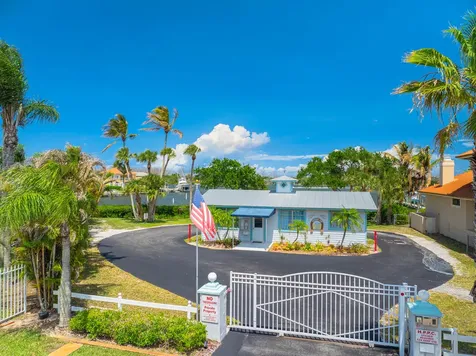 5064 SE Horseshoe Point Road Stuart FL 34997