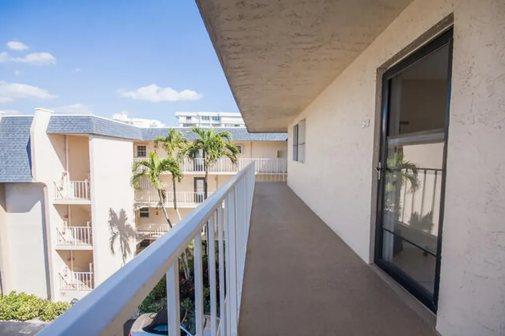 3575 S Ocean Boulevard South Palm Beach FL 33480